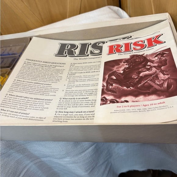Risk Board Game - Classic Strategy Game - Picture 4 of 6